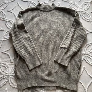 H&M Wool Blend Oversized Tunic Sweater Size Small Gray Ribbed Cozy Grannycore